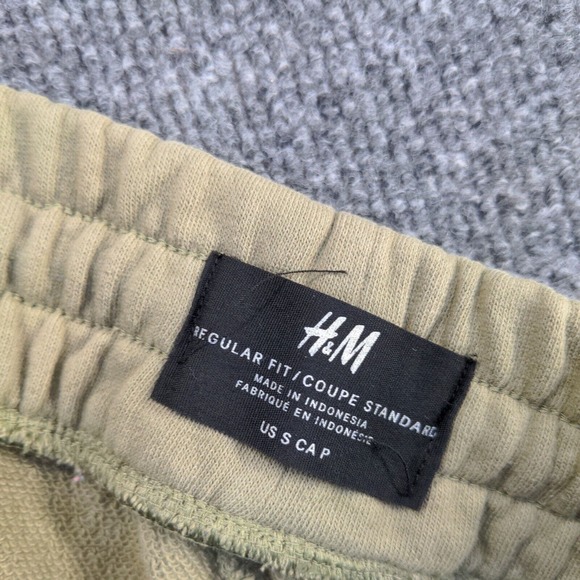 H&M Women's Regular Fit Cut Off Sweat Shorts Green Size Small Cotton Blend - Picture 10 of 11
